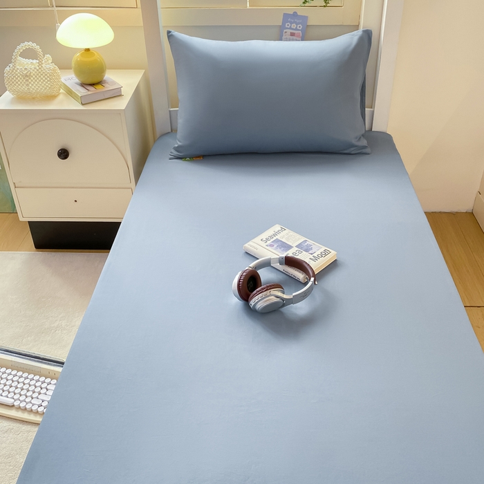 91家纺网 家纺一手货源 找家纺 凡客家居 2025新款全棉学生床笠三件套 蔚蓝