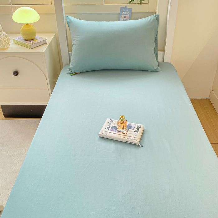 91家纺网 家纺一手货源 找家纺 凡客家居 2025新款全棉学生床笠三件套 氧气蓝