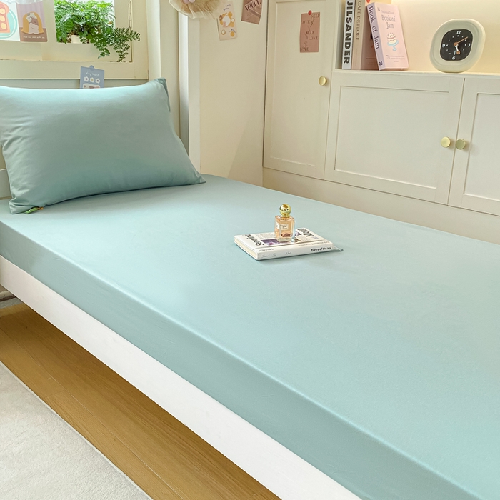 91家纺网 家纺一手货源 找家纺 凡客家居 2025新款全棉学生床笠三件套 氧气蓝