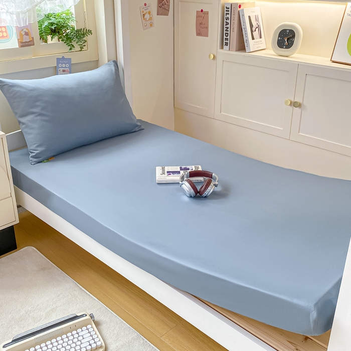 91家纺网 家纺一手货源 找家纺 凡客家居 2025新款全棉学生床笠三件套 蔚蓝