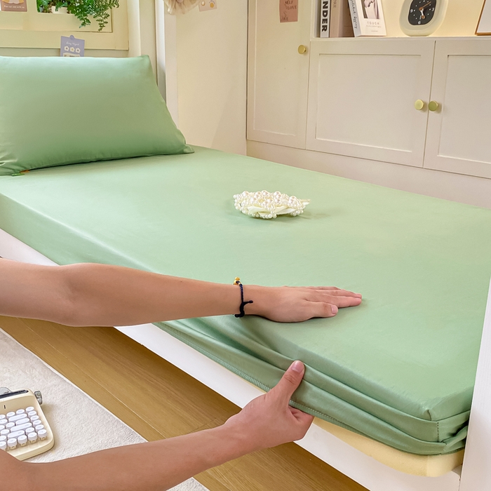 91家纺网 家纺一手货源 找家纺 凡客家居 2025新款全棉学生床笠三件套 中绿