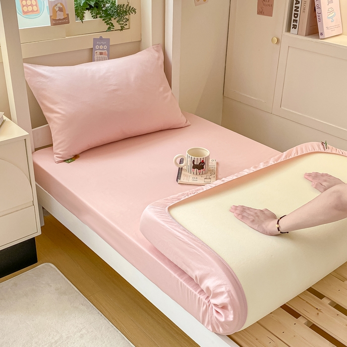 91家纺网 家纺一手货源 找家纺 凡客家居 2025新款全棉学生床笠三件套 仙女粉