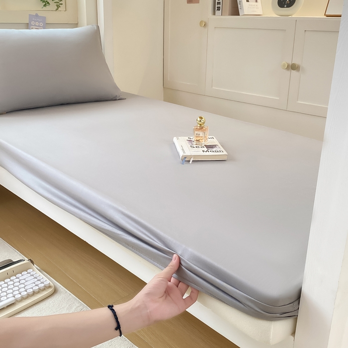 91家纺网 家纺一手货源 找家纺 凡客家居 2025新款全棉学生床笠三件套 雅灰