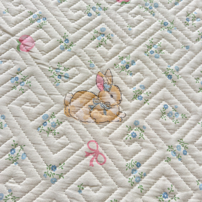 91家纺网 家纺一手货源 找家纺 羽爱家纺 2025新款A类双面印花全棉水洗床盖套件-三件套 兔子乐园