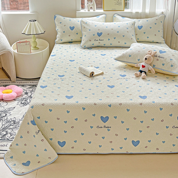 91家纺网 家纺一手货源 找家纺 羽爱家纺 2025新款A类双面印花全棉水洗床盖套件-三件套 心相印