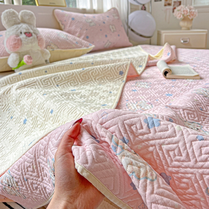 91家纺网 家纺一手货源 找家纺 羽爱家纺 2025新款A类双面印花全棉水洗床盖套件-三件套 星星汪