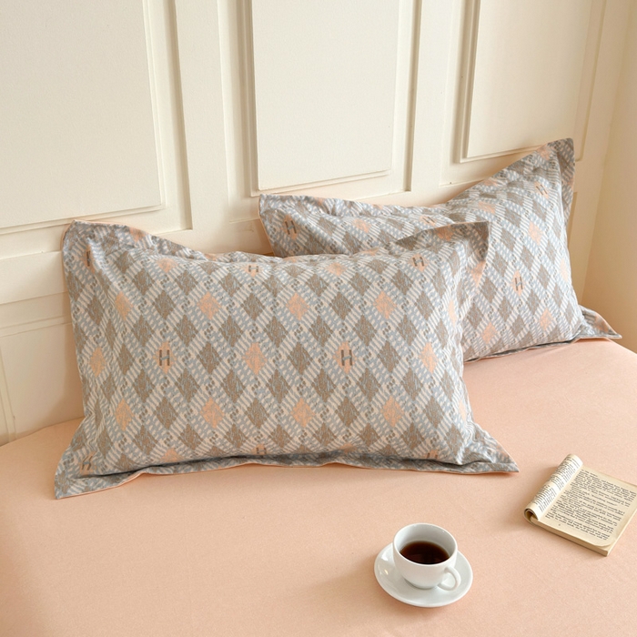 91家纺网 家纺一手货源 找家纺 曼之夏 2025新款原棉加厚磨毛印花四件套 大都会