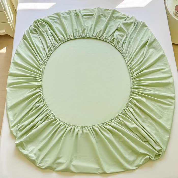 91家纺网 家纺一手货源 找家纺 凡客家居 2025新款全棉纯色简约床笠系列 嫩芽绿