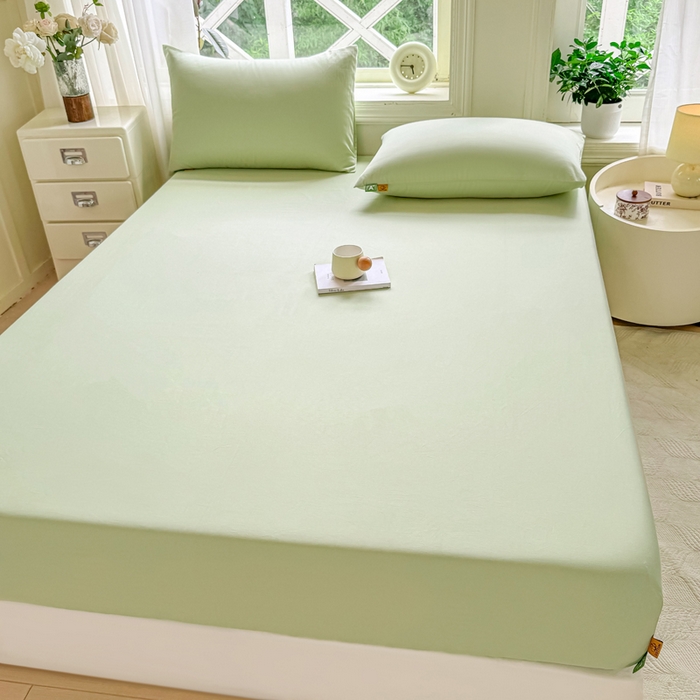 91家纺网 家纺一手货源 找家纺 凡客家居 2025新款全棉纯色简约床笠系列 嫩芽绿