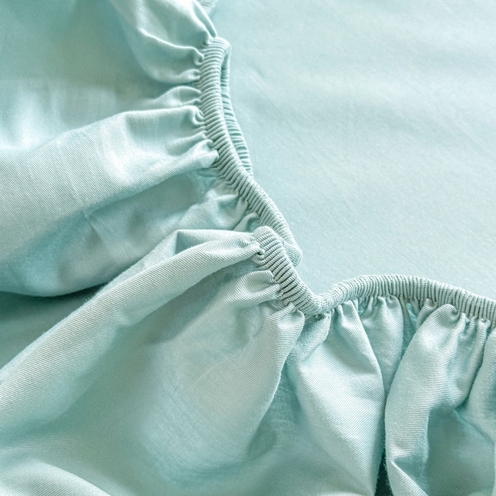 91家纺网 家纺一手货源 找家纺 凡客家居 2025新款全棉纯色简约床笠系列 氧气蓝