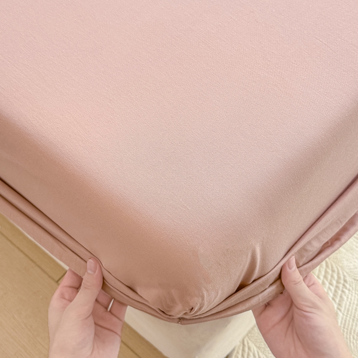 91家纺网 家纺一手货源 找家纺 凡客家居 2025新款全棉纯色简约床笠系列 豆沙粉