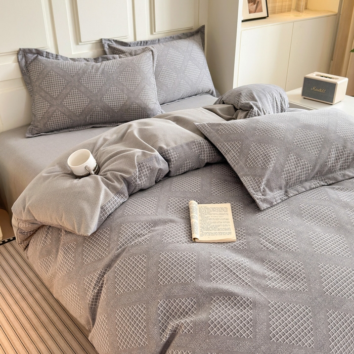 91家纺网 家纺一手货源 找家纺 曼之夏 2025新款原棉加厚磨毛印花四件套 轻奢生活