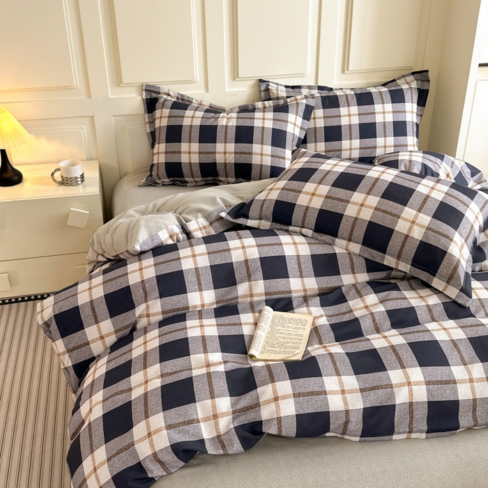 91家纺网 家纺一手货源 找家纺 曼之夏 2025新款原棉加厚磨毛印花四件套 意林（兰）