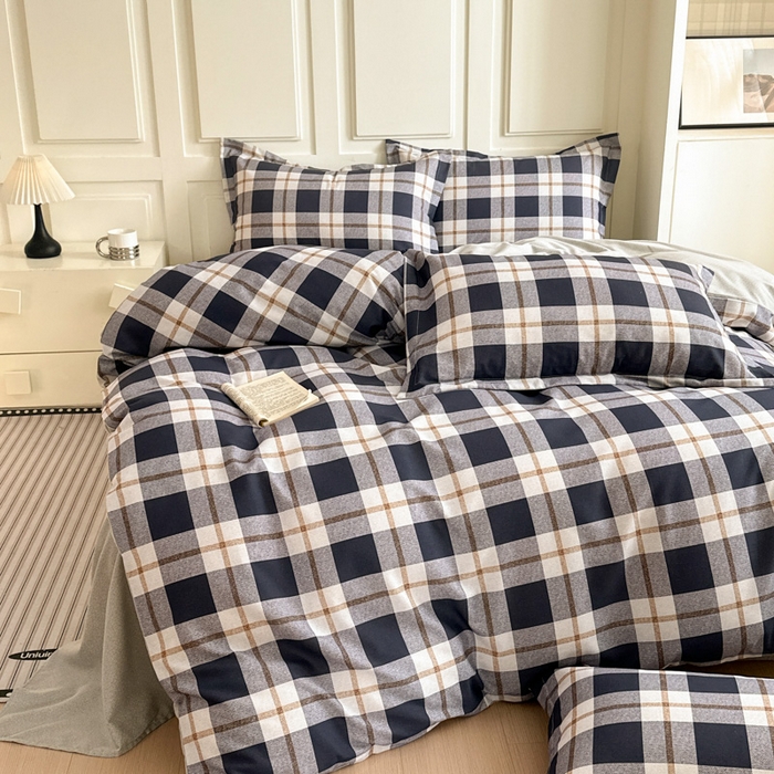 91家纺网 家纺一手货源 找家纺 曼之夏 2025新款原棉加厚磨毛印花四件套 意林（兰）