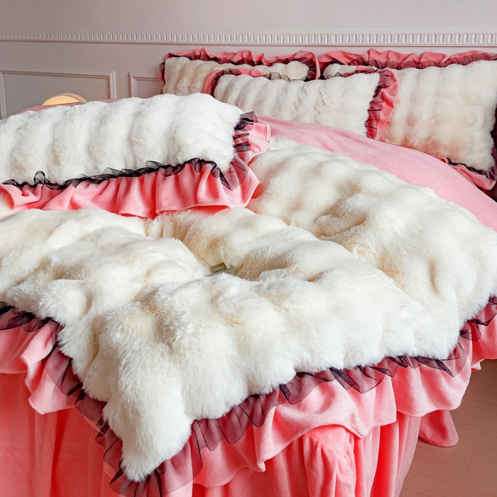 91家纺网 家纺一手货源 找家纺 （总）睡美人 2025新款亲肤舒适牛奶绒单品系列单被套单品被套单件被套