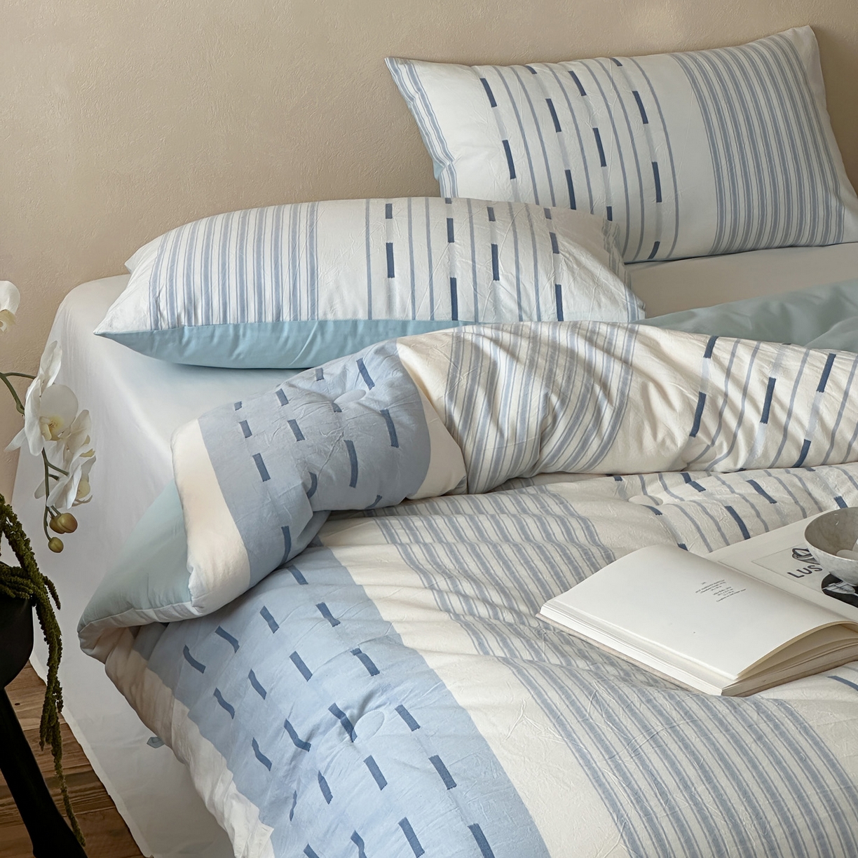 91家纺网 家纺一手货源 找家纺 （总）一加一 2025新款全棉色织简约风艾阳绒抗菌被芯