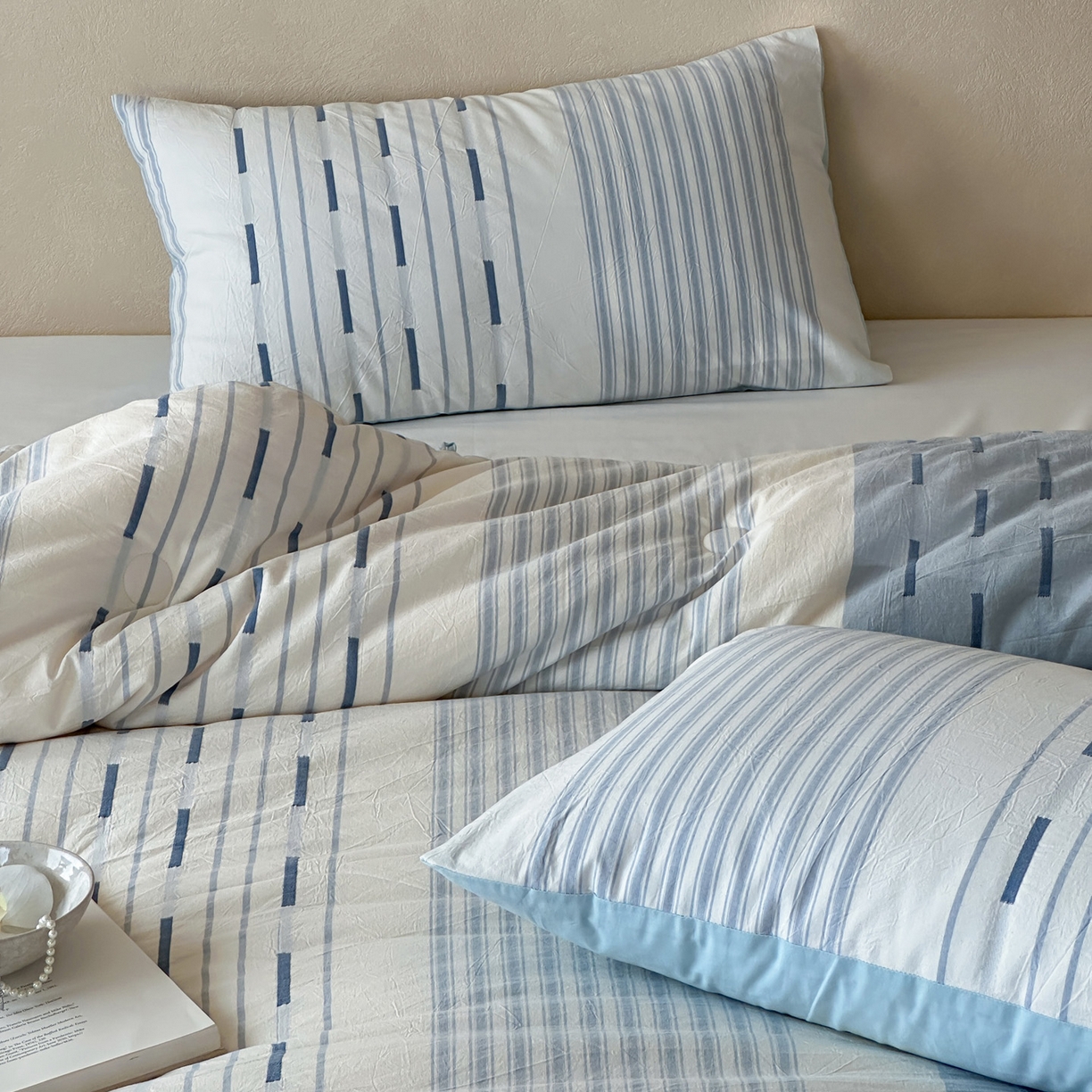 91家纺网 家纺一手货源 找家纺 （总）一加一 2025新款全棉色织简约风艾阳绒抗菌被芯