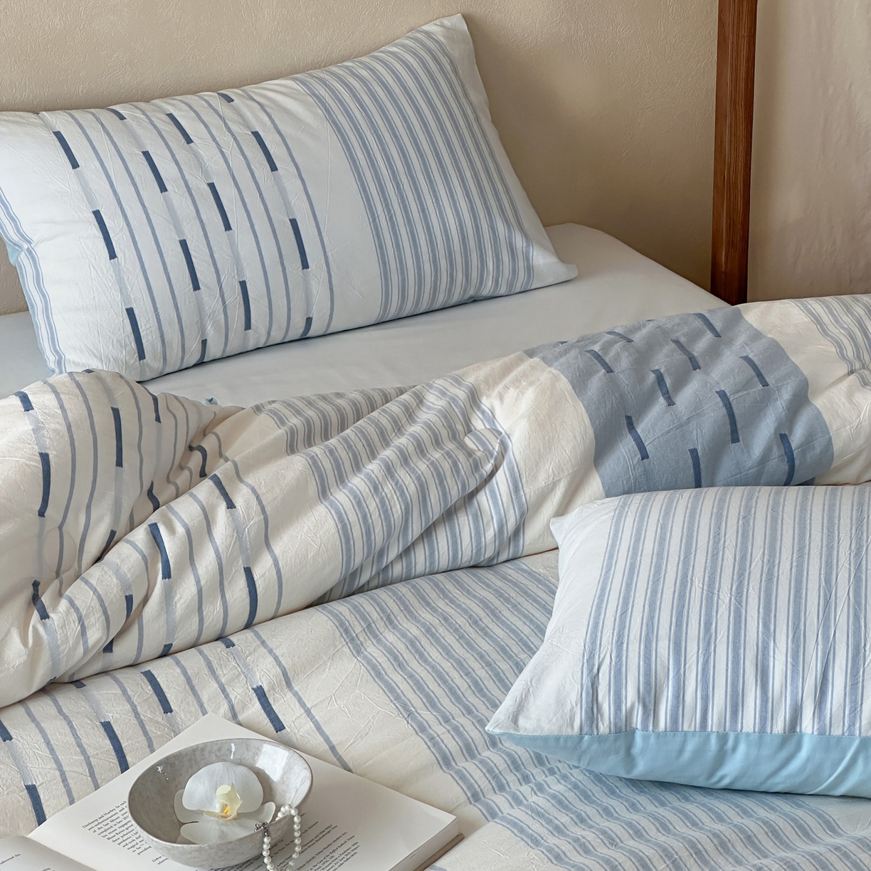 91家纺网 家纺一手货源 找家纺 一加一 2025新款全棉色织简约风艾阳绒抗菌被芯 浅兰韵律