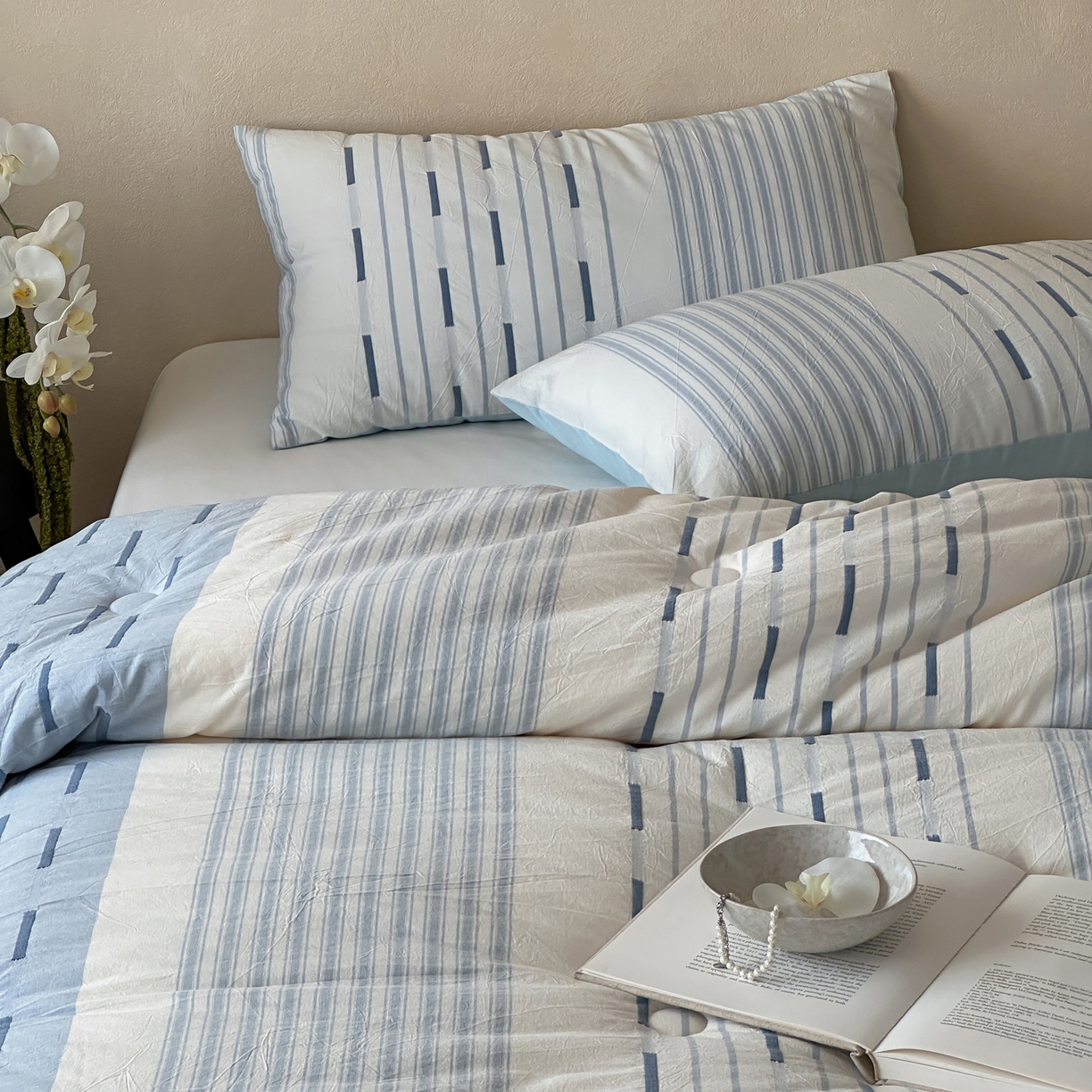 91家纺网 家纺一手货源 找家纺 一加一 2025新款全棉色织简约风艾阳绒抗菌被芯 浅兰韵律