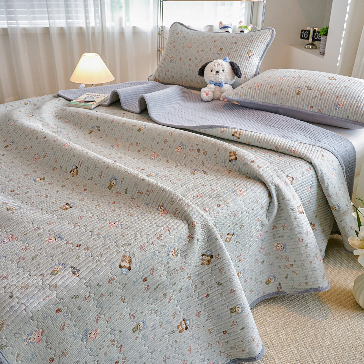 X猫先生 2025新品棉加绒床盖一面全棉一面牛奶绒床盖炕盖加厚床单床垫四季款 蘑菇小镇（A棉B绒）