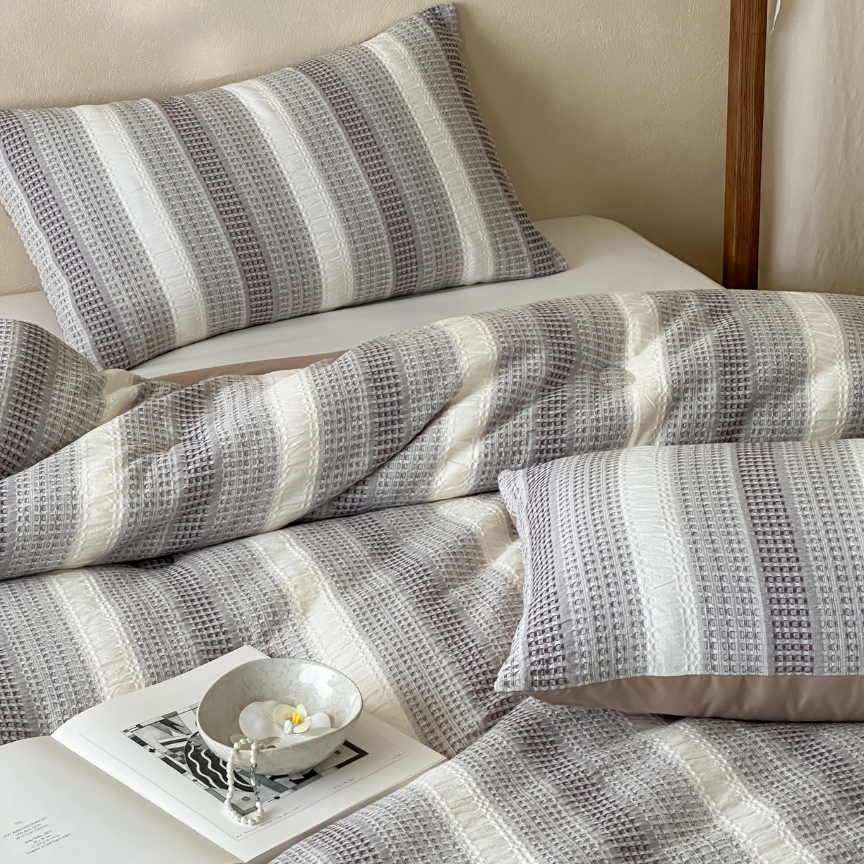 91家纺网 家纺一手货源 找家纺 一加一 2025新款全棉色织简约风艾阳绒抗菌被芯 悠然时光