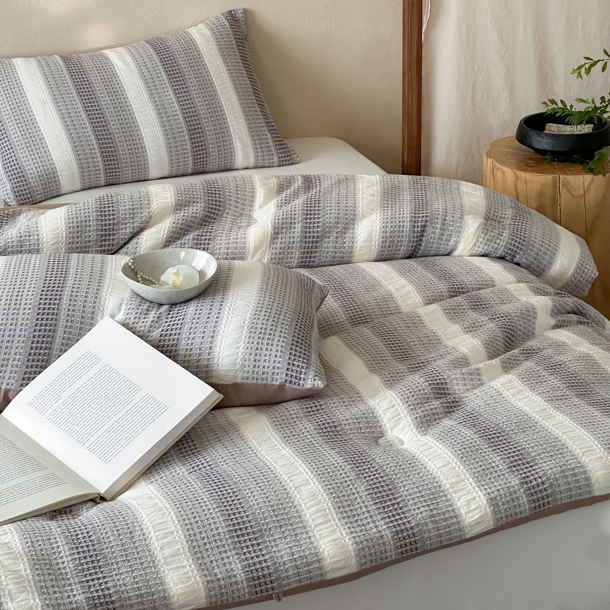 91家纺网 家纺一手货源 找家纺 一加一 2025新款全棉色织简约风艾阳绒抗菌被芯 悠然时光