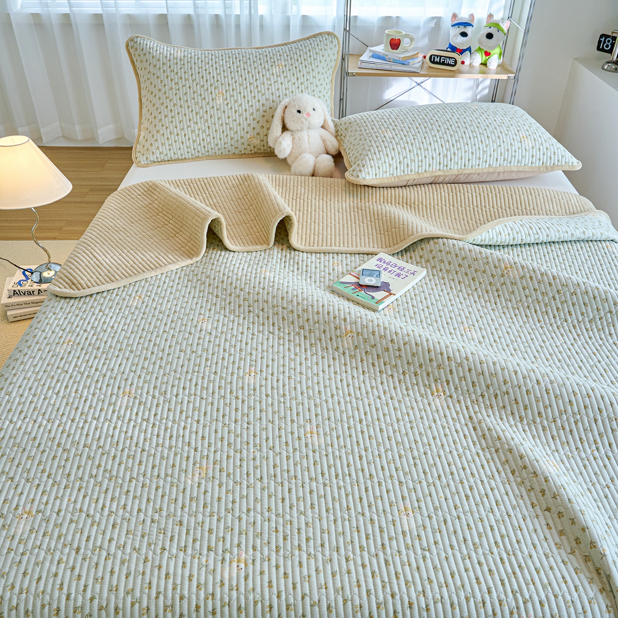 91家纺网 家纺一手货源 找家纺 X猫先生 2025新品棉加绒床盖一面全棉一面牛奶绒床盖炕盖加厚床单床垫四季款 春游兔兔（A棉B绒）