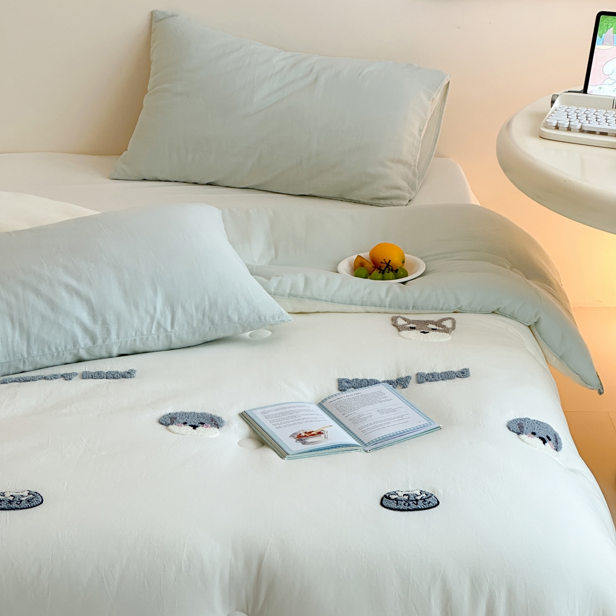 91家纺网 家纺一手货源 找家纺 （总）一加一 2025新款全棉双层皱皱纱毛巾绣抗菌大豆被芯