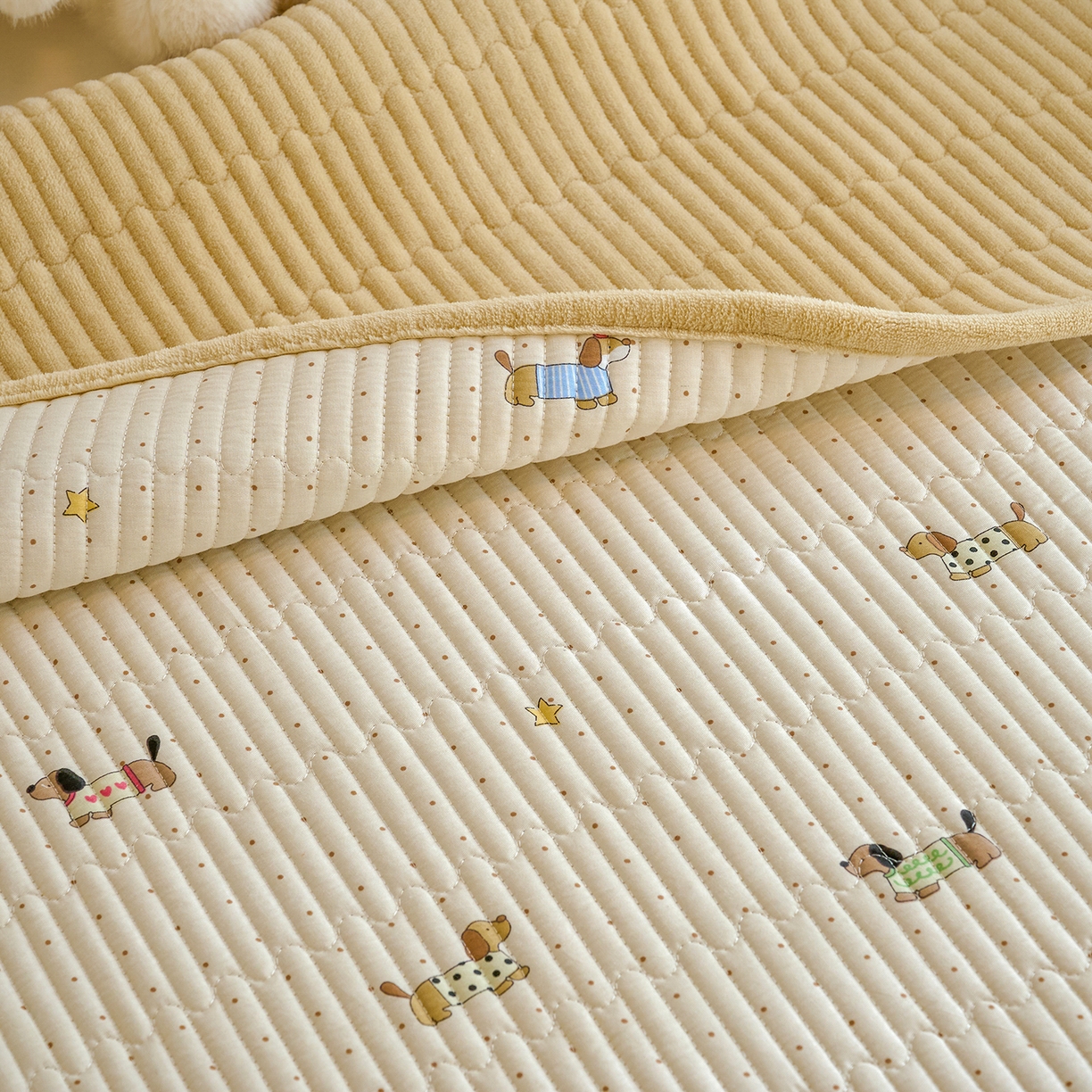 91家纺网 家纺一手货源 找家纺 X猫先生 2025新品棉加绒床盖一面全棉一面牛奶绒床盖炕盖加厚床单床垫四季款 星星柯基（A棉B绒）