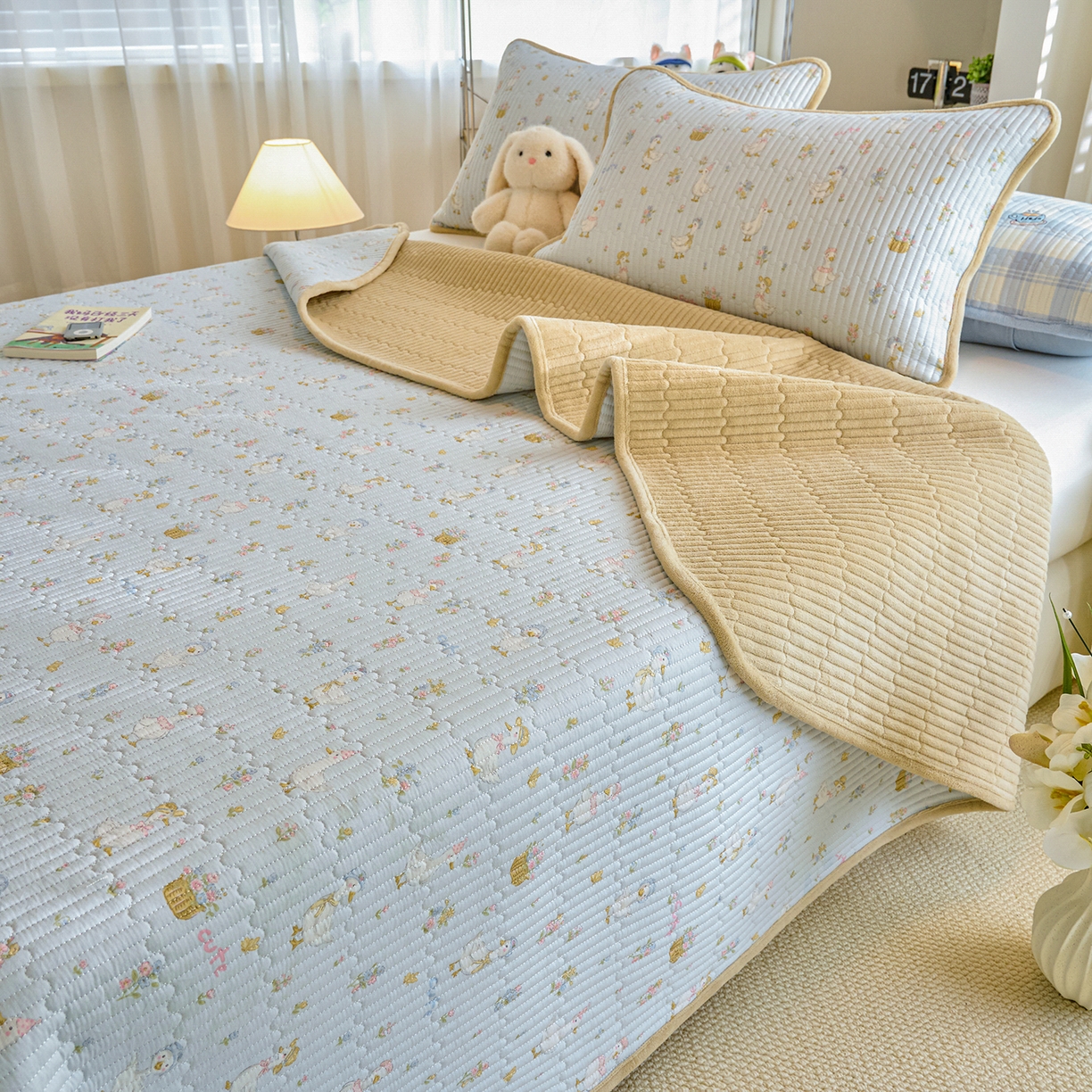 91家纺网 家纺一手货源 找家纺 X猫先生 2025新品棉加绒床盖一面全棉一面牛奶绒床盖炕盖加厚床单床垫四季款 萌萌鸭（A棉B绒）