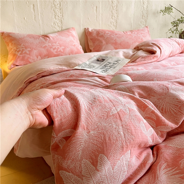 91家纺网 家纺一手货源 找家纺 佰亿莱 2026新款棉麻双层纱四件套 云木林-粉