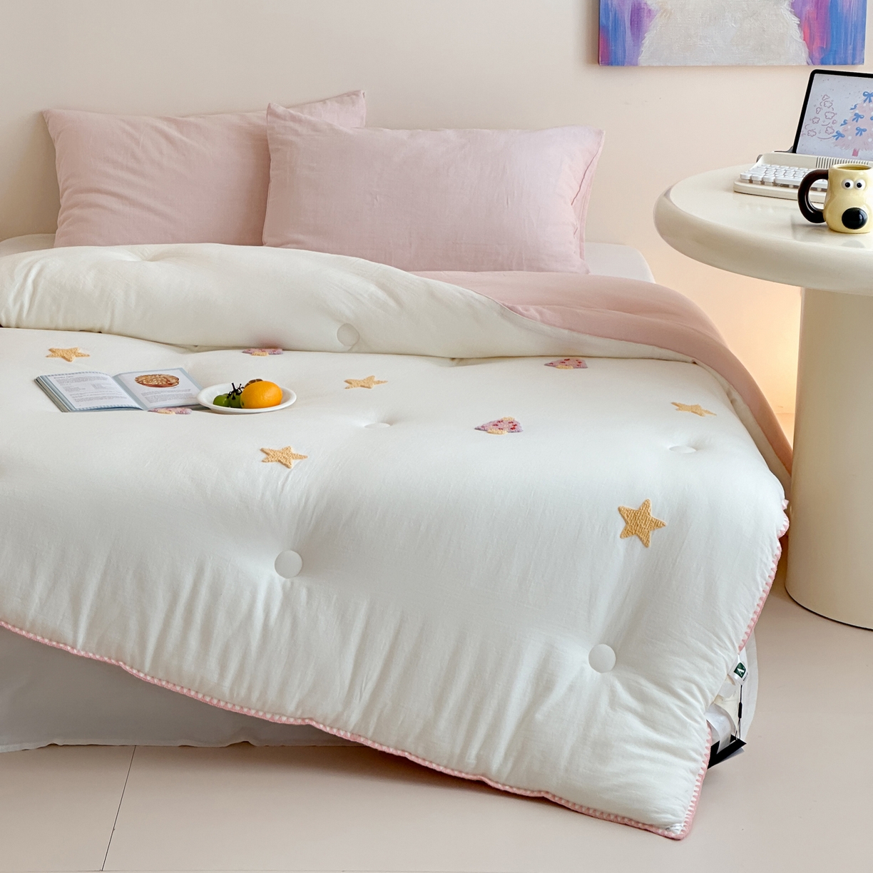 91家纺网 家纺一手货源 找家纺 一加一 2025新款全棉双层皱皱纱毛巾绣抗菌大豆被芯 星愿树