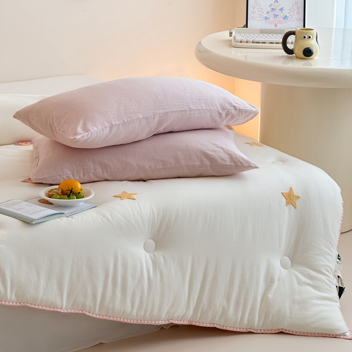 91家纺网 家纺一手货源 找家纺 一加一 2025新款全棉双层皱皱纱毛巾绣抗菌大豆被芯 星愿树