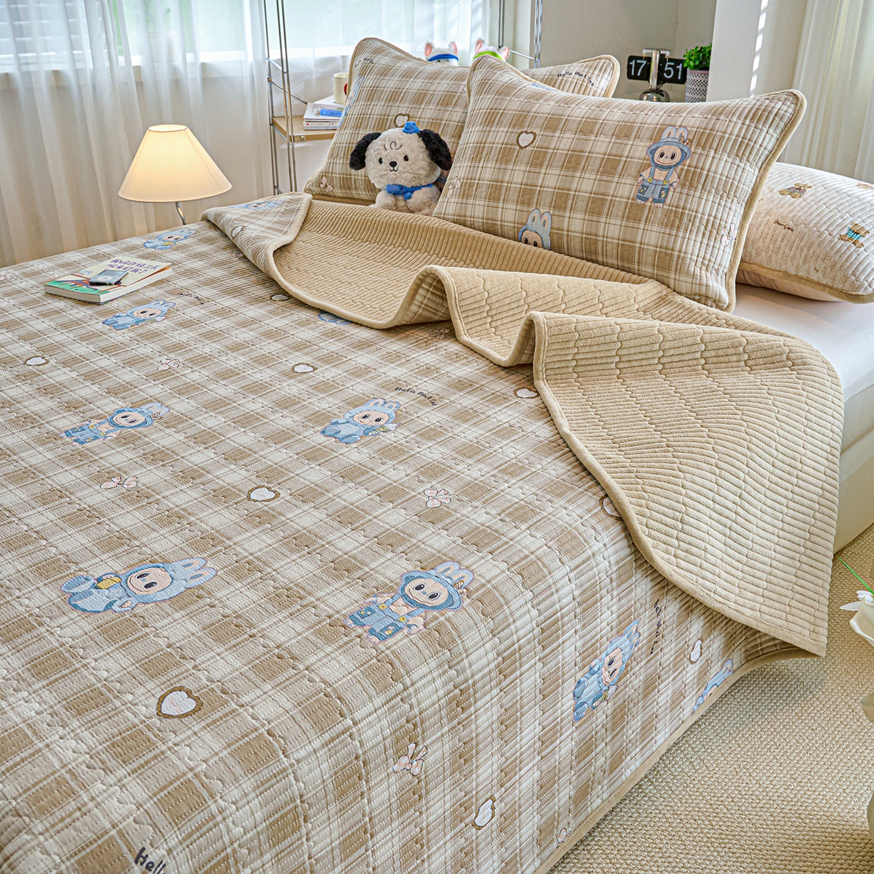 91家纺网 家纺一手货源 找家纺 X猫先生 2025新品棉加绒床盖一面全棉一面牛奶绒床盖炕盖加厚床单床垫四季款 拉布兔兔（A棉B绒）