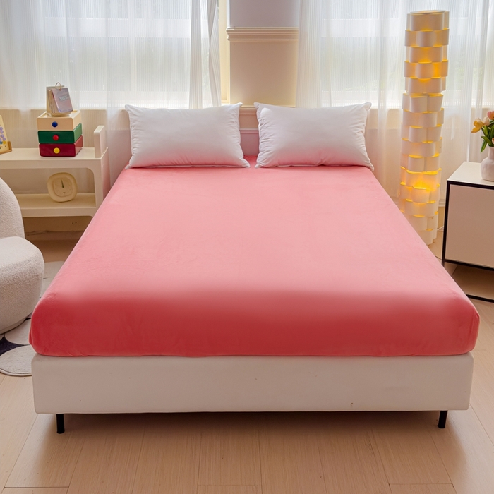 91家纺网 家纺一手货源 找家纺 睡美人 2025新款亲肤舒适牛奶绒单品系列单床笠单品床笠单件床笠 石榴红