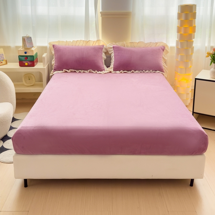 91家纺网 家纺一手货源 找家纺 睡美人 2025新款亲肤舒适牛奶绒单品系列单床笠单品床笠单件床笠 薰衣紫