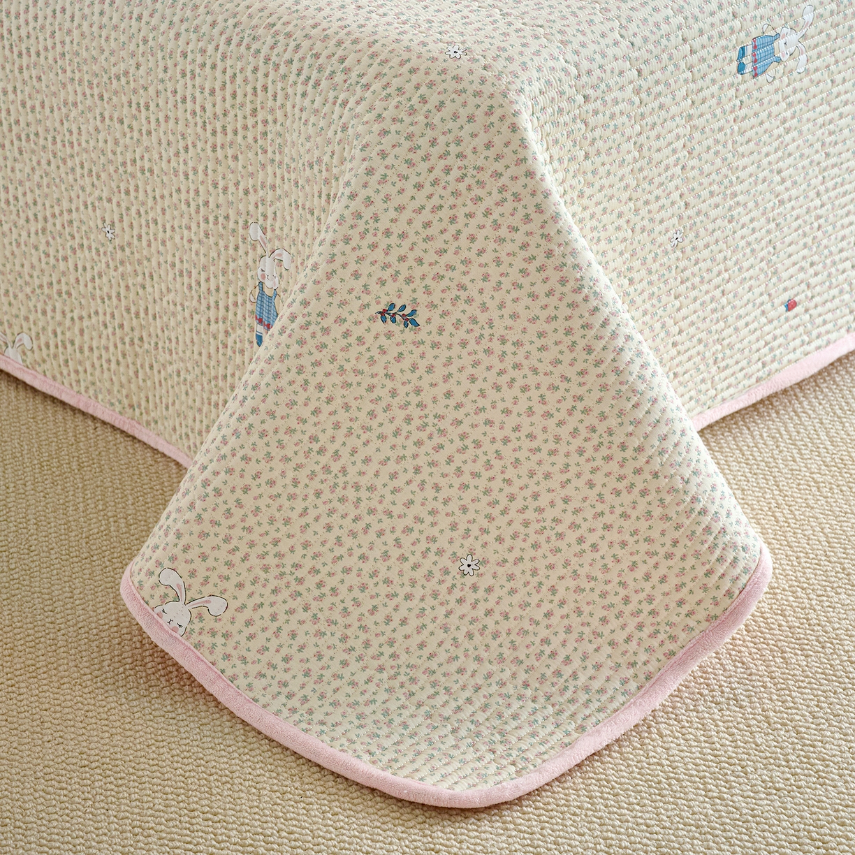 91家纺网 家纺一手货源 找家纺 X猫先生 2025新品棉加绒床盖一面全棉一面牛奶绒床盖炕盖加厚床单床垫四季款 奶呼小兔（A棉B绒）