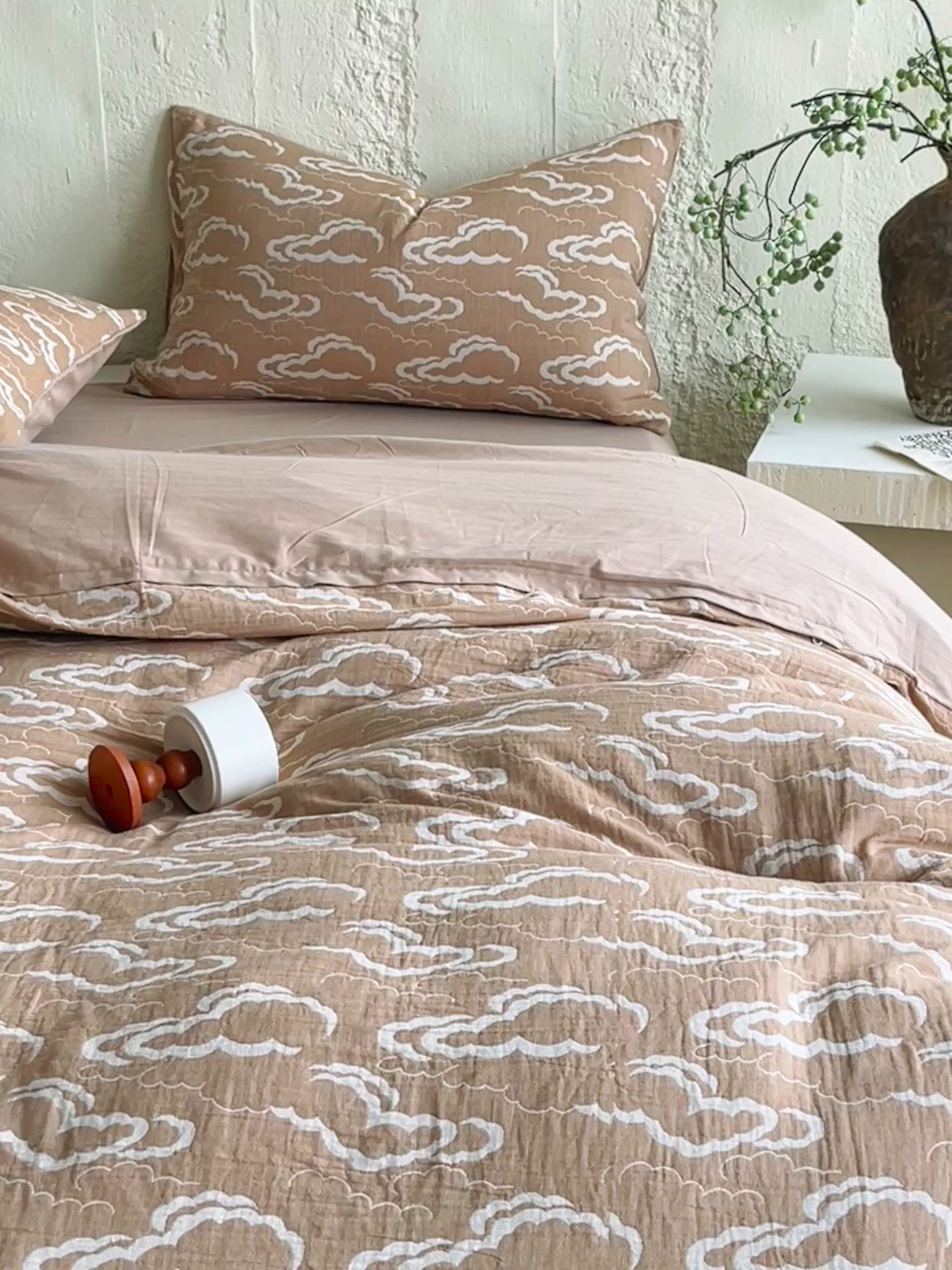 91家纺网 家纺一手货源 找家纺 佰亿莱 2026新款棉麻双层纱四件套 云海