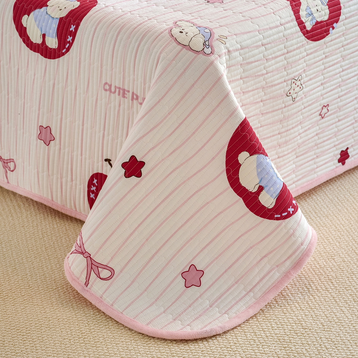 91家纺网 家纺一手货源 找家纺 X猫先生 2025新品棉加绒床盖一面全棉一面牛奶绒床盖炕盖加厚床单床垫四季款 甜心苹果派对（A棉B绒）