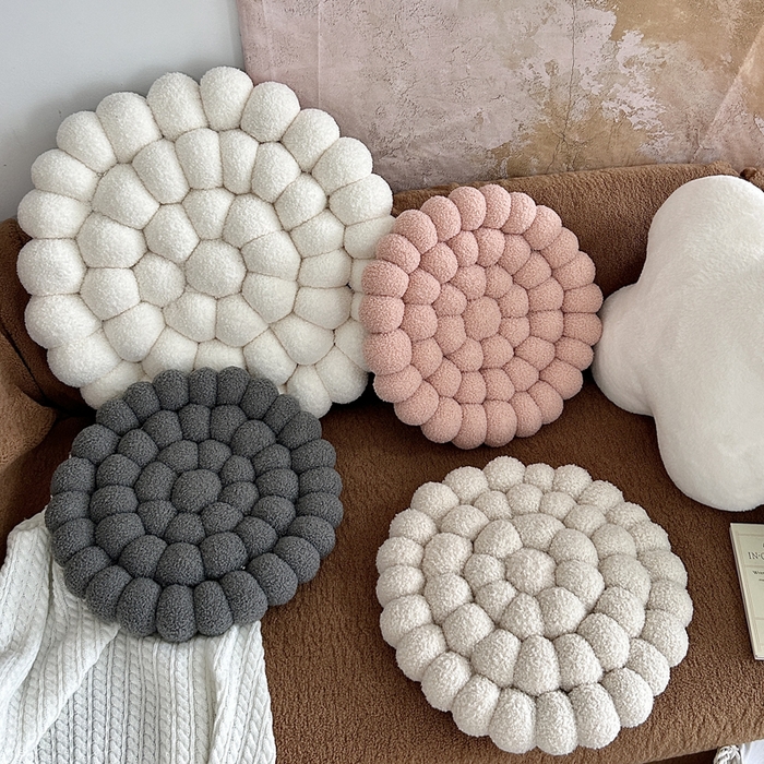 91家纺网 家纺一手货源 找家纺 （总）李帅家居 2025新款简约纯色编织饼干坐垫ins奶油风飘窗沙发靠垫法式奶油风可爱轻奢民宿客厅小众抱枕套