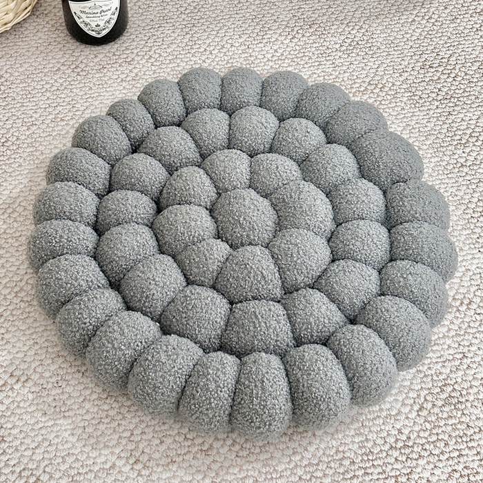 91家纺网 家纺一手货源 找家纺 （总）李帅家居 2025新款简约纯色编织饼干坐垫ins奶油风飘窗沙发靠垫法式奶油风可爱轻奢民宿客厅小众抱枕套