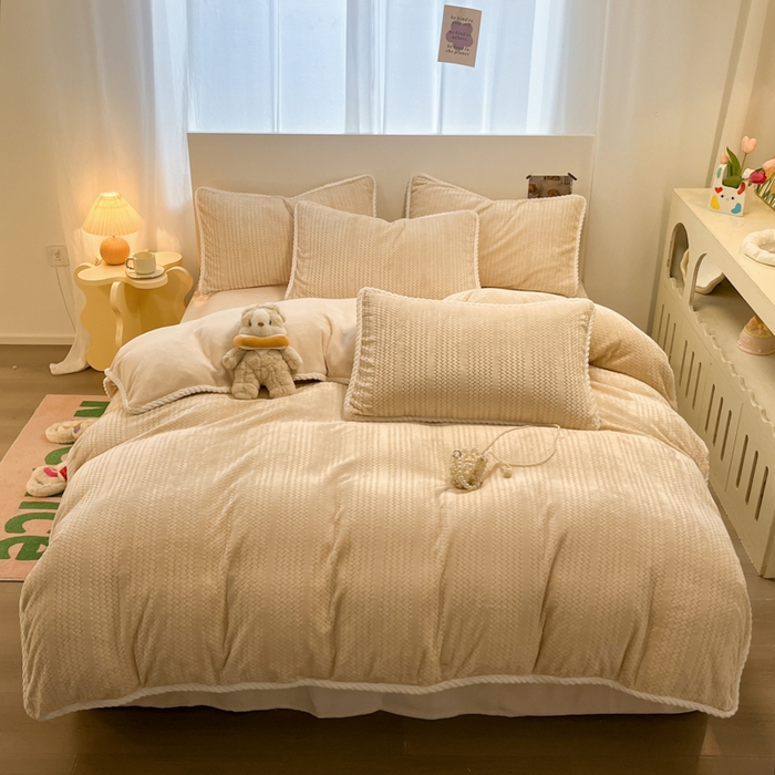 91家纺网 家纺一手货源 找家纺 酱子 2025新款成品提花包边牛奶绒四件套 提花-米杏