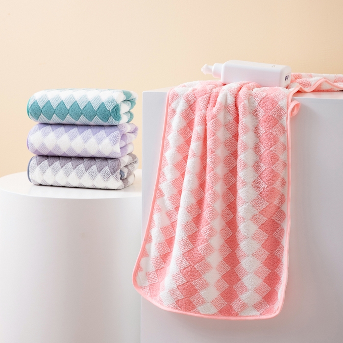 91家纺网 家纺一手货源 找家纺 （总）彩虹毛巾 加厚珊瑚绒毛巾浴巾套装三色格珊瑚绒吸水干发巾跨境外贸毛巾浴巾两件套女生洗澡毛浴巾方巾毛巾浴巾三件套