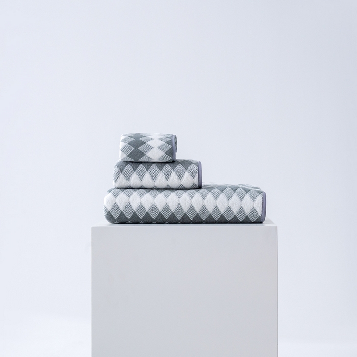 91家纺网 家纺一手货源 找家纺 （总）彩虹毛巾 加厚珊瑚绒毛巾浴巾套装三色格珊瑚绒吸水干发巾跨境外贸毛巾浴巾两件套女生洗澡毛浴巾方巾毛巾浴巾三件套