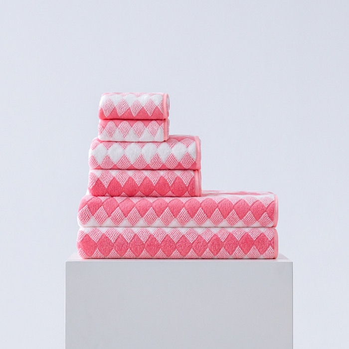 91家纺网 家纺一手货源 找家纺 （总）彩虹毛巾 加厚珊瑚绒毛巾浴巾套装三色格珊瑚绒吸水干发巾跨境外贸毛巾浴巾两件套女生洗澡毛浴巾方巾毛巾浴巾三件套