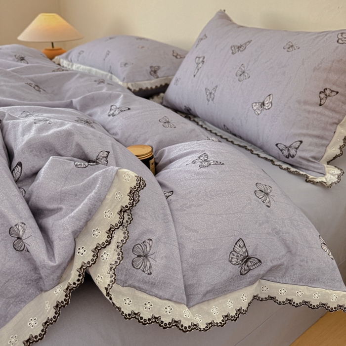 91家纺网 家纺一手货源 找家纺 舒慕家纺 2025新款全棉磨毛花边赫本风磨毛四件套（送高端包装） 梦蝶-紫