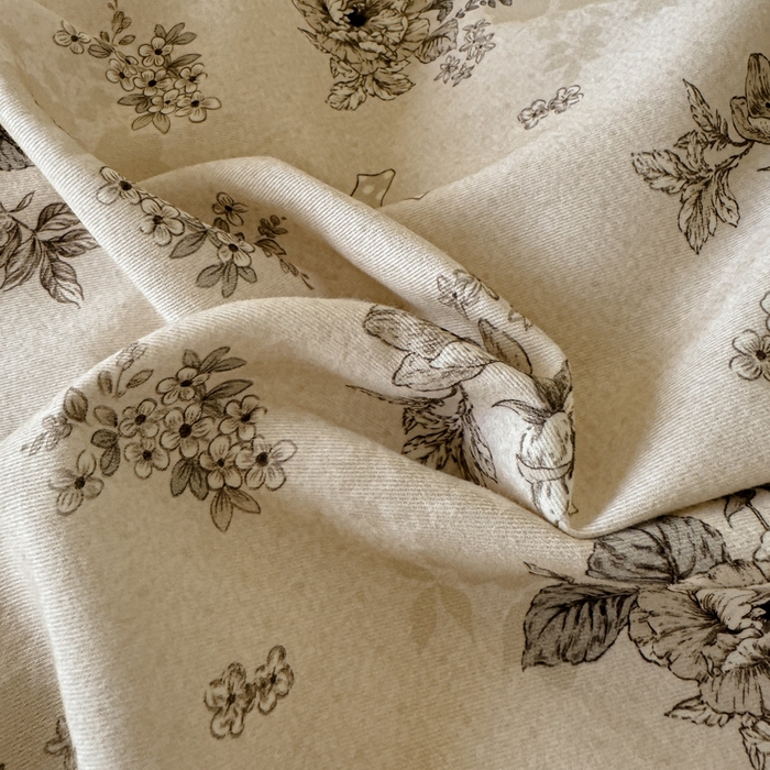 91家纺网 家纺一手货源 找家纺 舒慕家纺 2025新款全棉磨毛花边赫本风磨毛四件套（送高端包装） 雷雅 -米