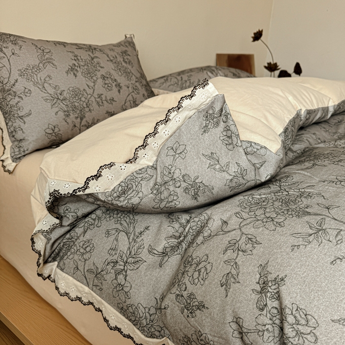 91家纺网 家纺一手货源 找家纺 舒慕家纺 2025新款全棉磨毛花边赫本风磨毛四件套（送高端包装） 花眠-绿