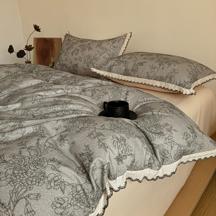 91家纺网 家纺一手货源 找家纺 舒慕家纺 2025新款全棉磨毛花边赫本风磨毛四件套（送高端包装） 花眠-绿