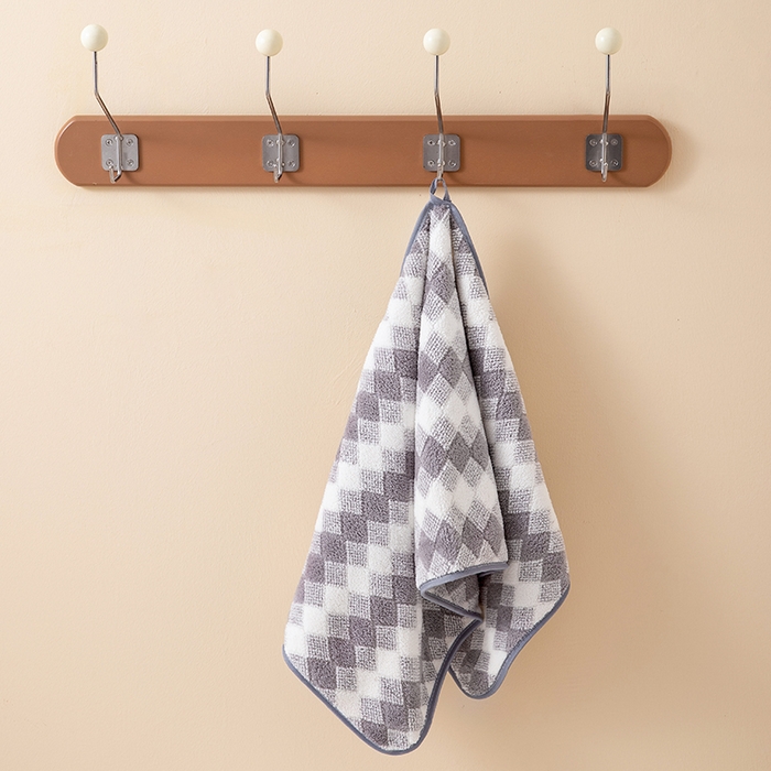 91家纺网 家纺一手货源 找家纺 彩虹毛巾 加厚珊瑚绒毛巾浴巾套装三色格珊瑚绒吸水干发巾跨境外贸毛巾浴巾两件套女生洗澡毛浴巾方巾毛巾浴巾三件套 70*140cm浴巾-灰白2条装 均码